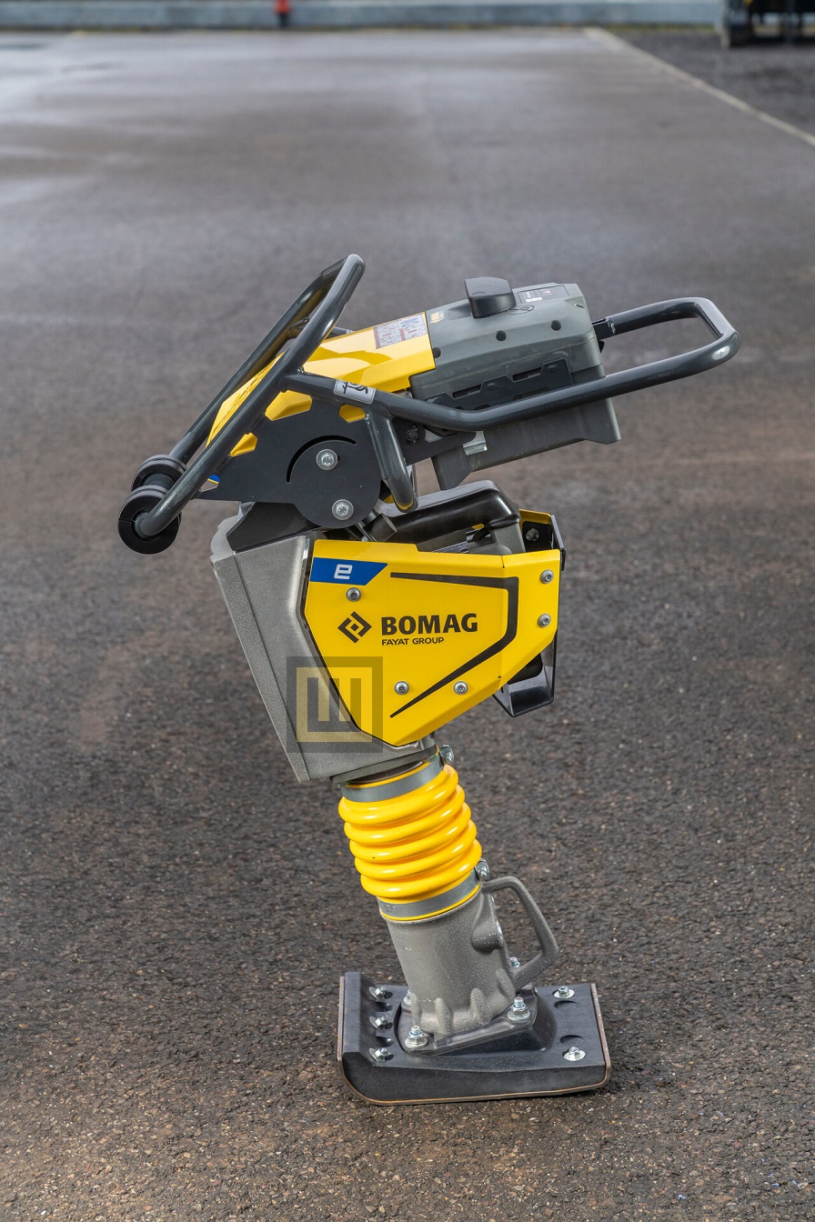 BOMAG-SKOCZEK-AKUMULATOROWY-BT60E-WOBIS-ZABRZE